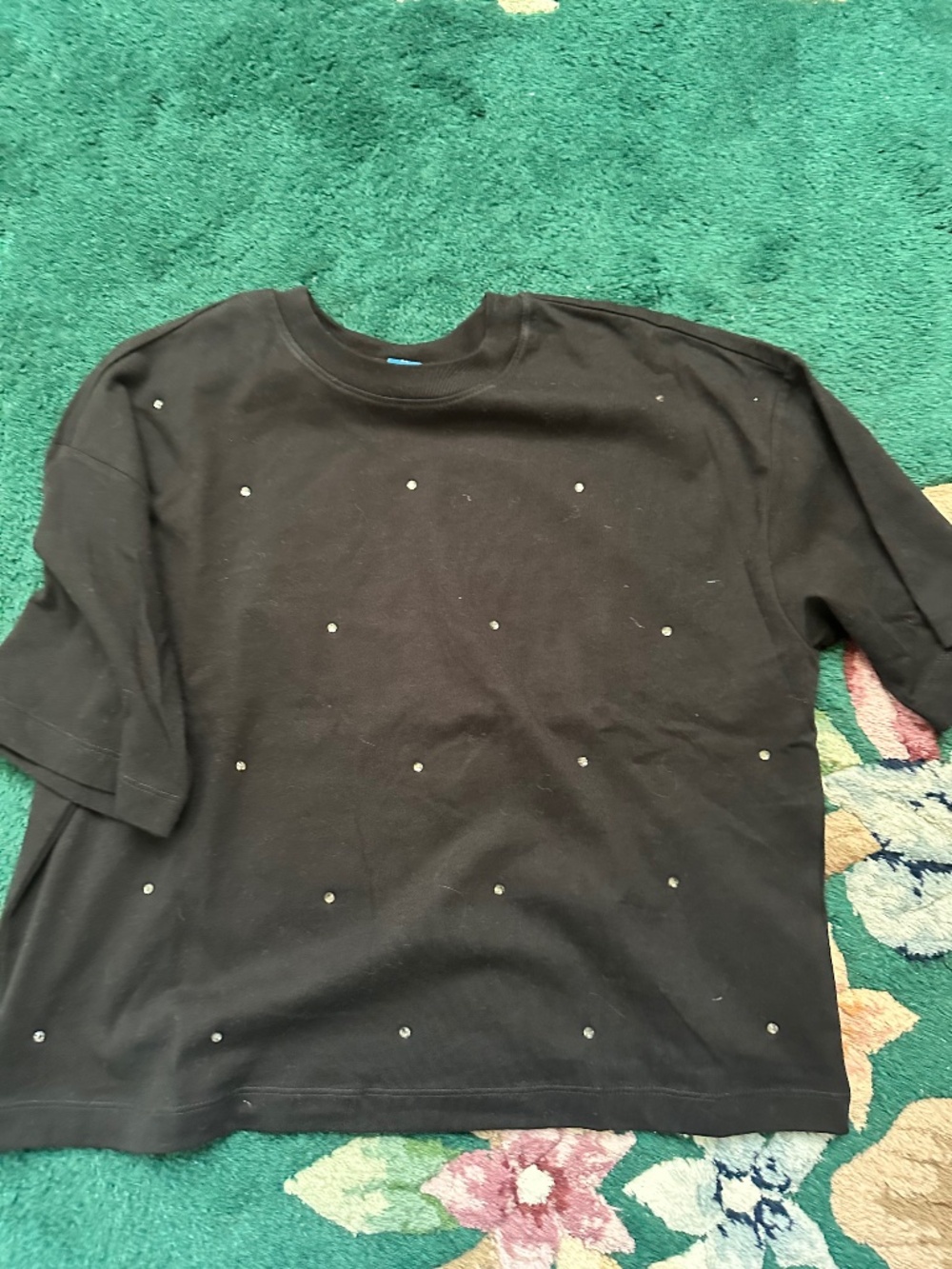 Old Navy tee shirt with rhinestones